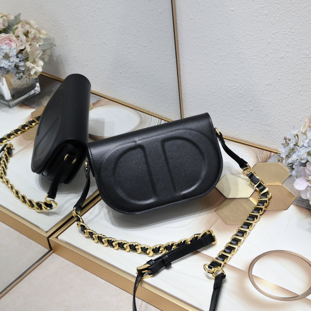 wsxc1742915049506_0.jpg DIOR - 图片 1